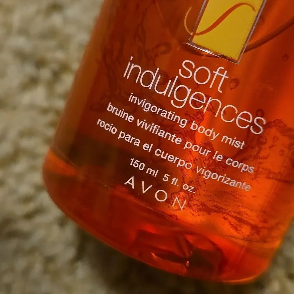 AVON Skin So Soft Soft Indulgences Invigorating Body Mist as seen see weight